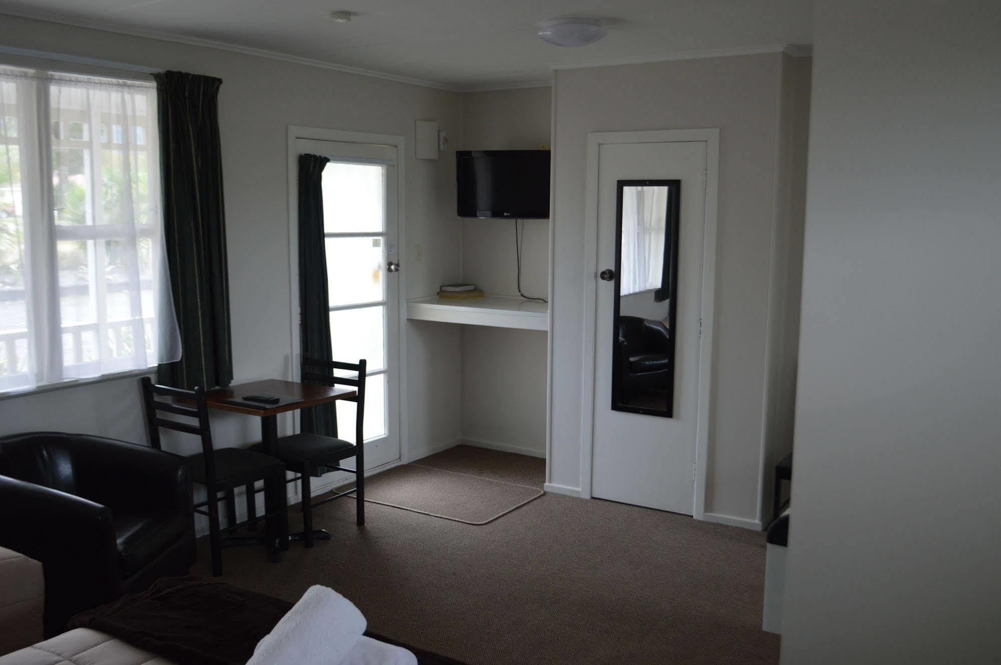 Palm Motel ไวฮี ภายนอก รูปภาพ